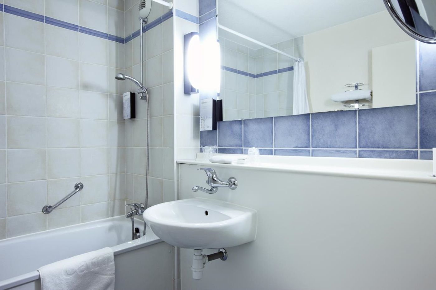 Campanile-Amsterdam-Room-31