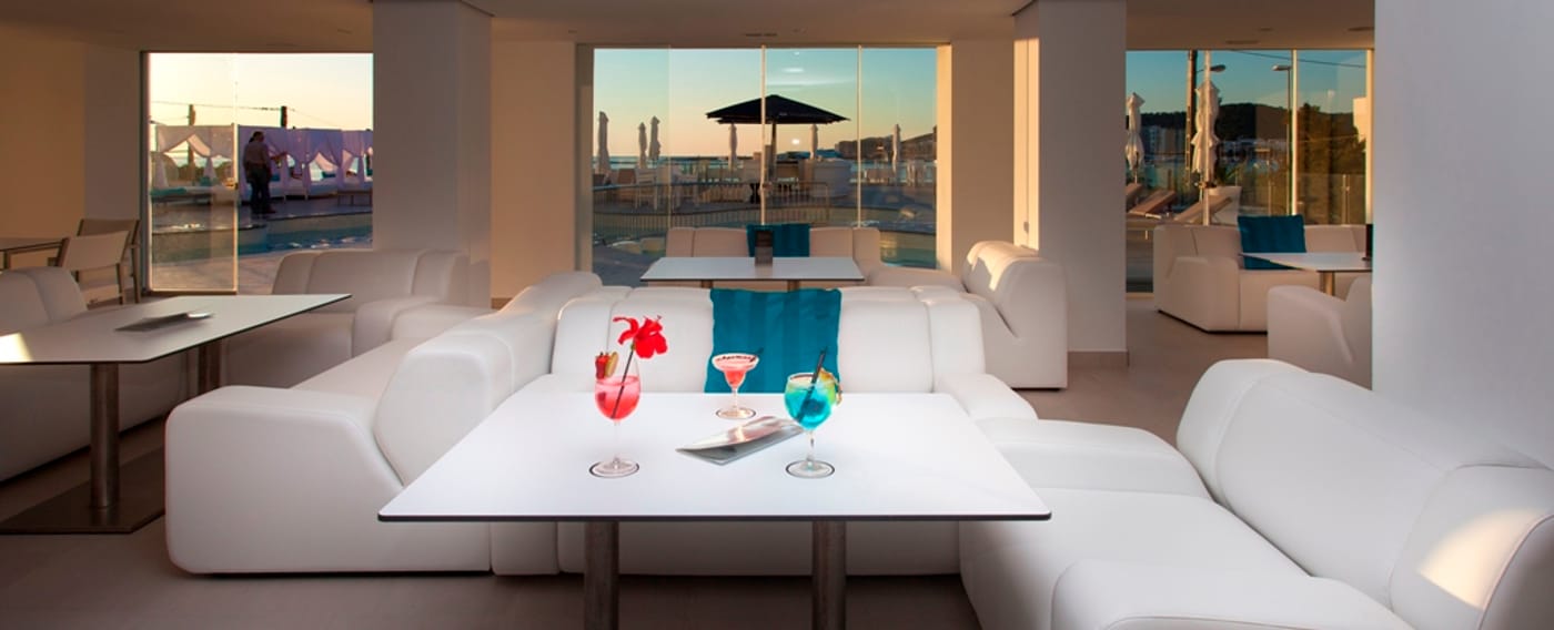 Hotel-Apartamentos-Marina-Playa-Lobby-8