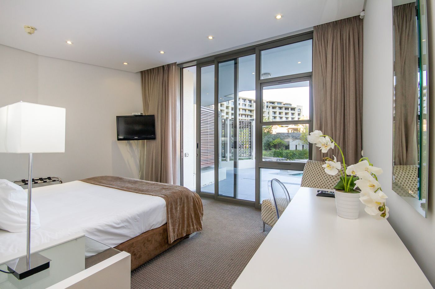 Lawhill-Luxury-Apartments-Room-19