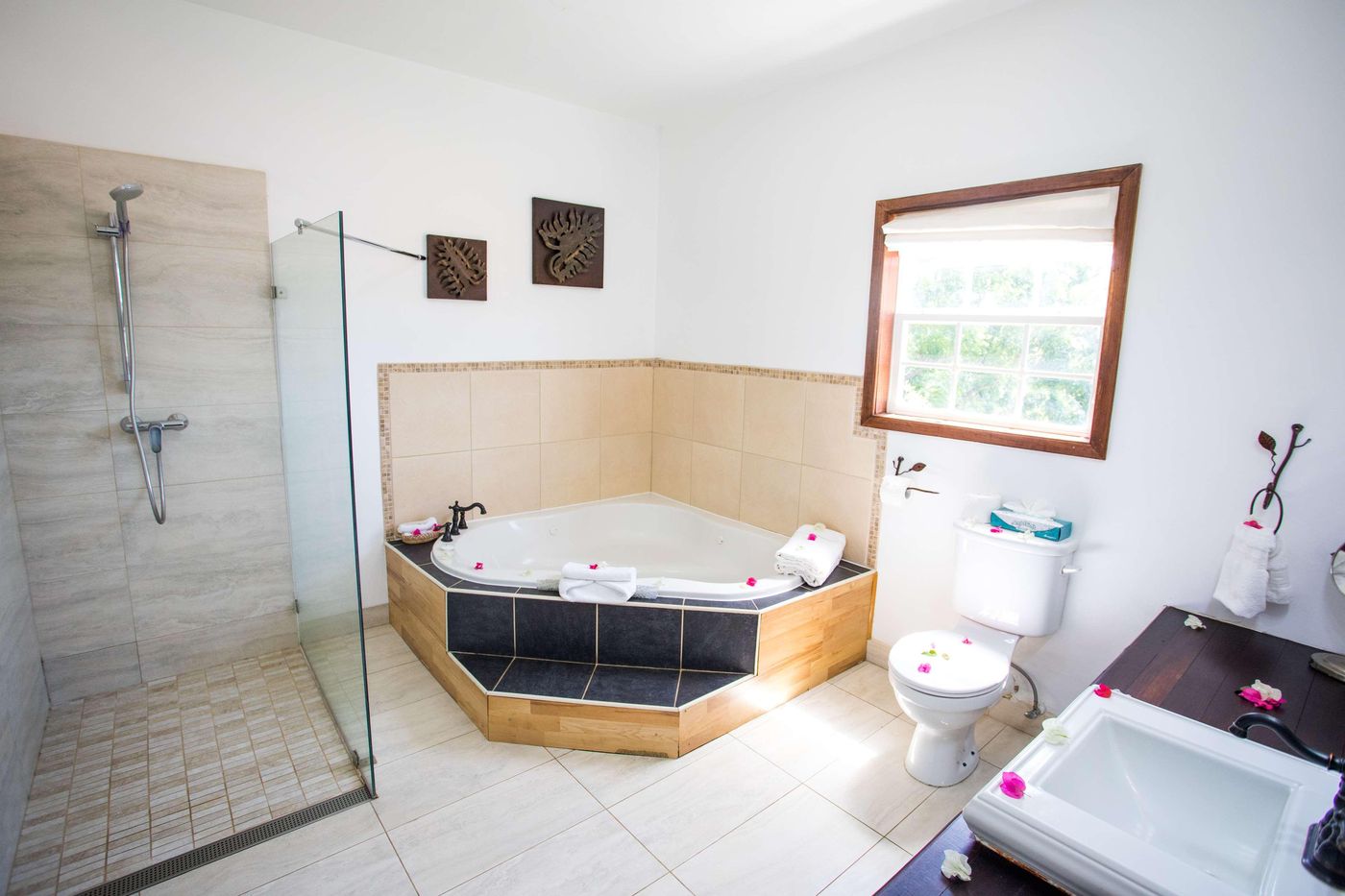 True-Blue-Bay-Boutique-Resort-Room-34