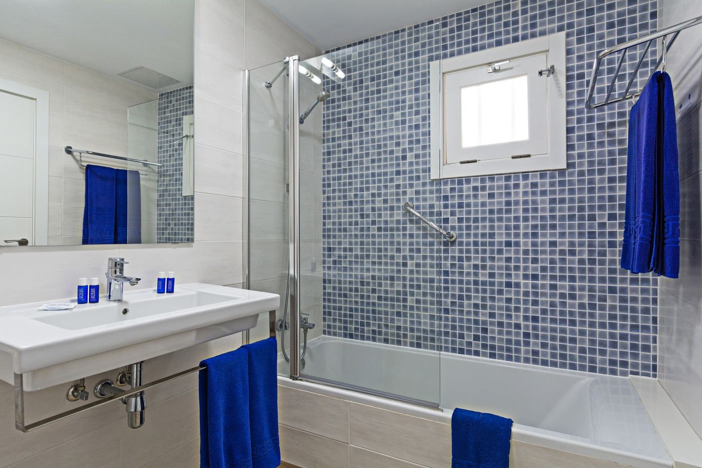 Oceano - Adults Only