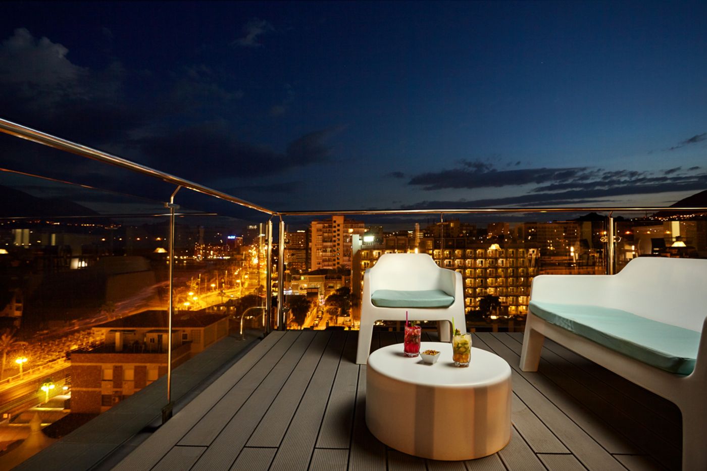 Las-Arenas-Affiliated-by-Melia-Terrace-20