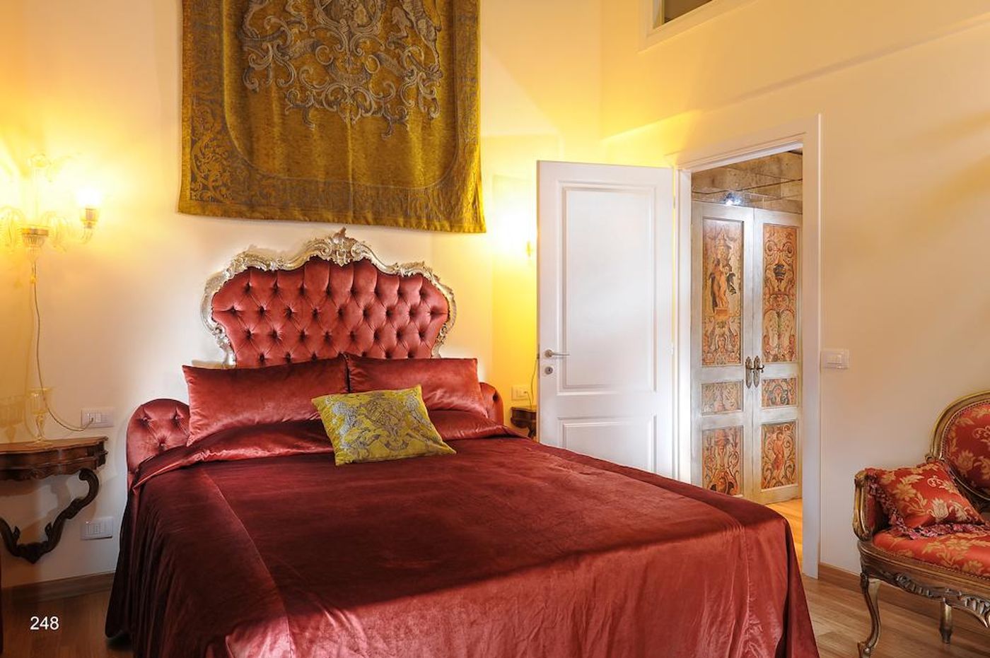 Ca--dell-Arte-Room-2