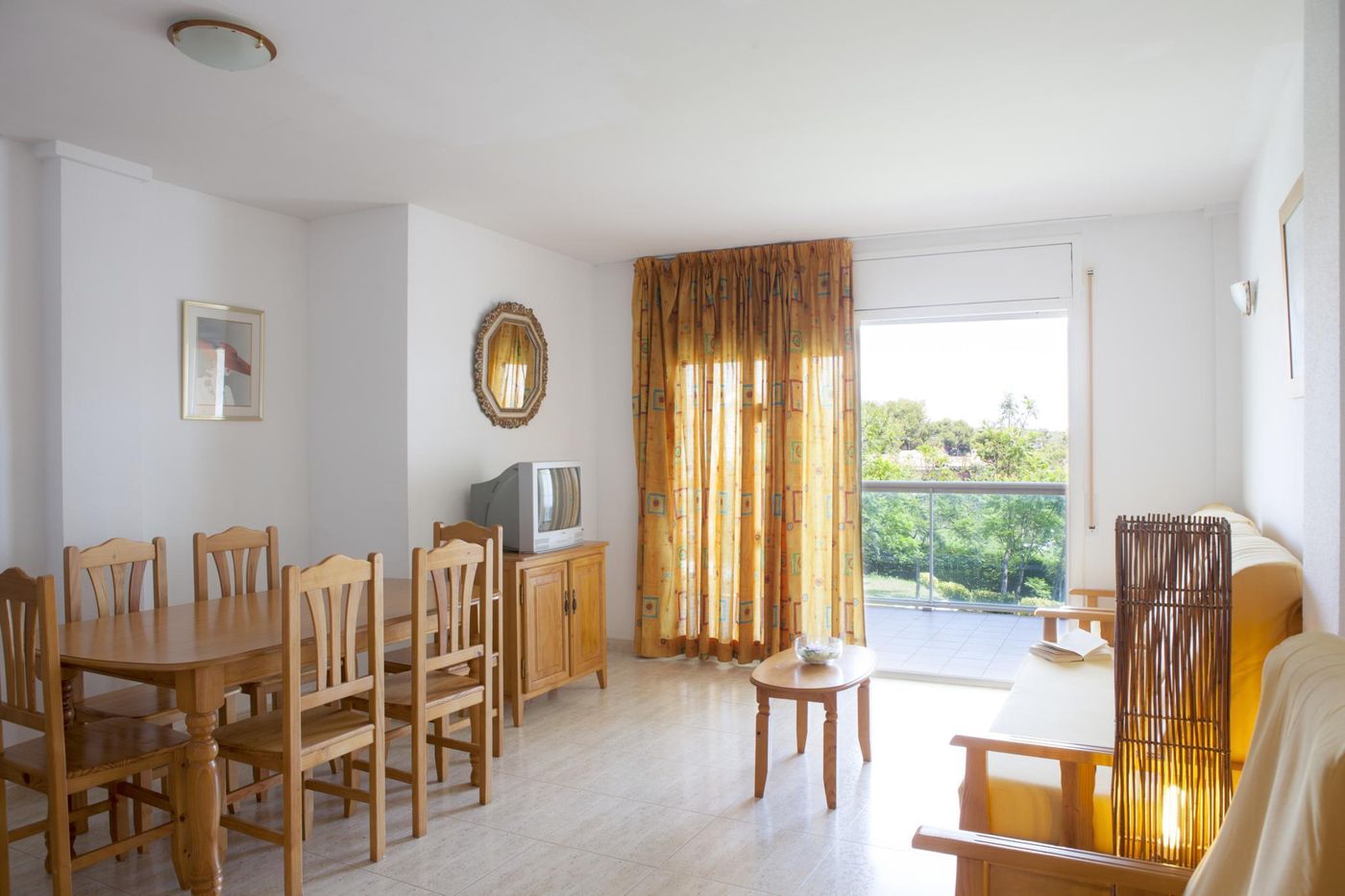 Siesta-Dorada-Room-9