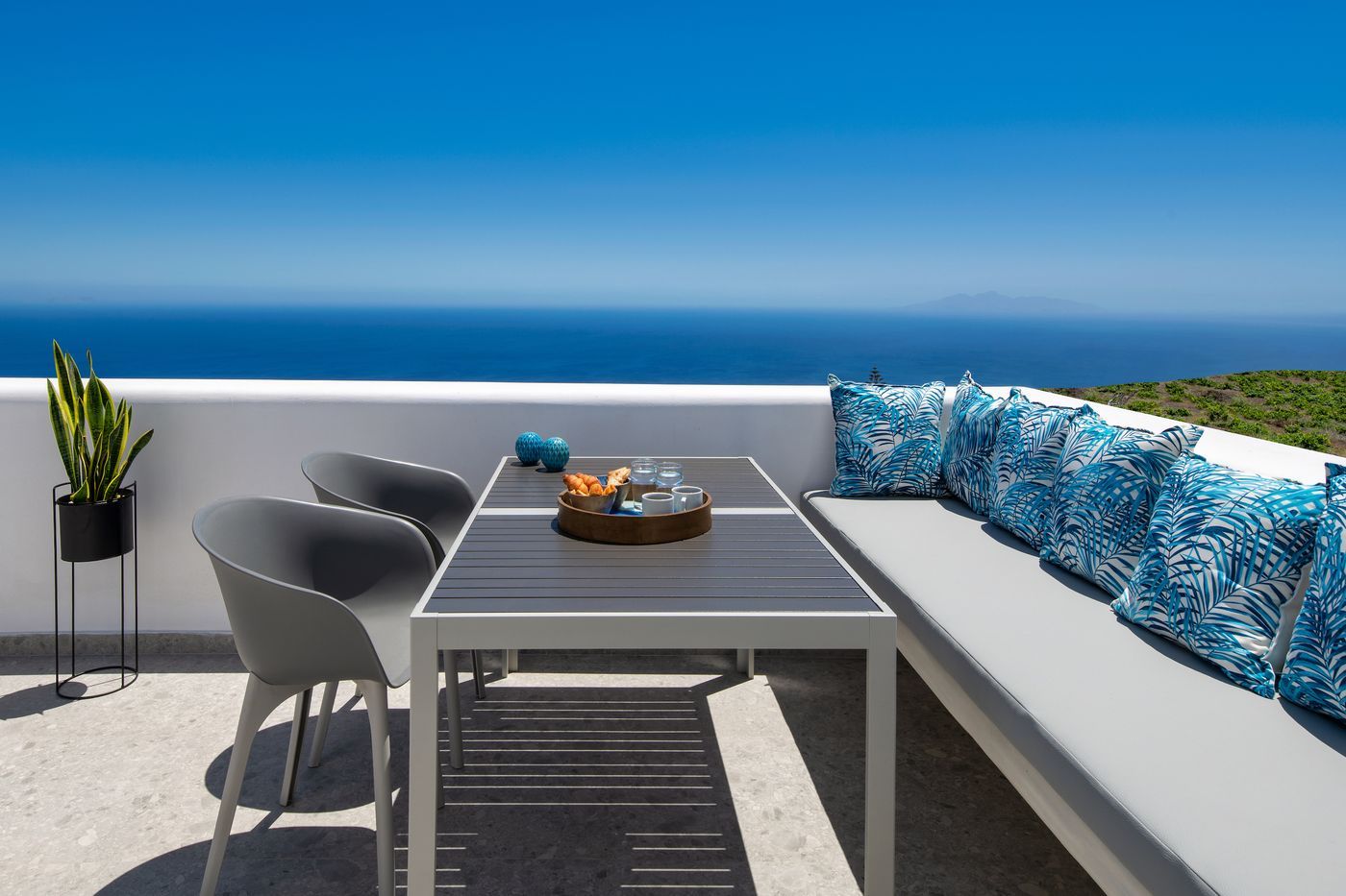 Seven-Suites-Room-66