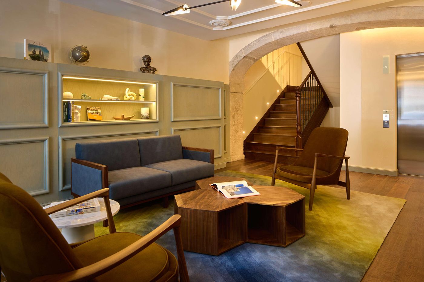 DUO-Hotel-Lisbon--Curio-Collection-By-Hilton-General-view-2