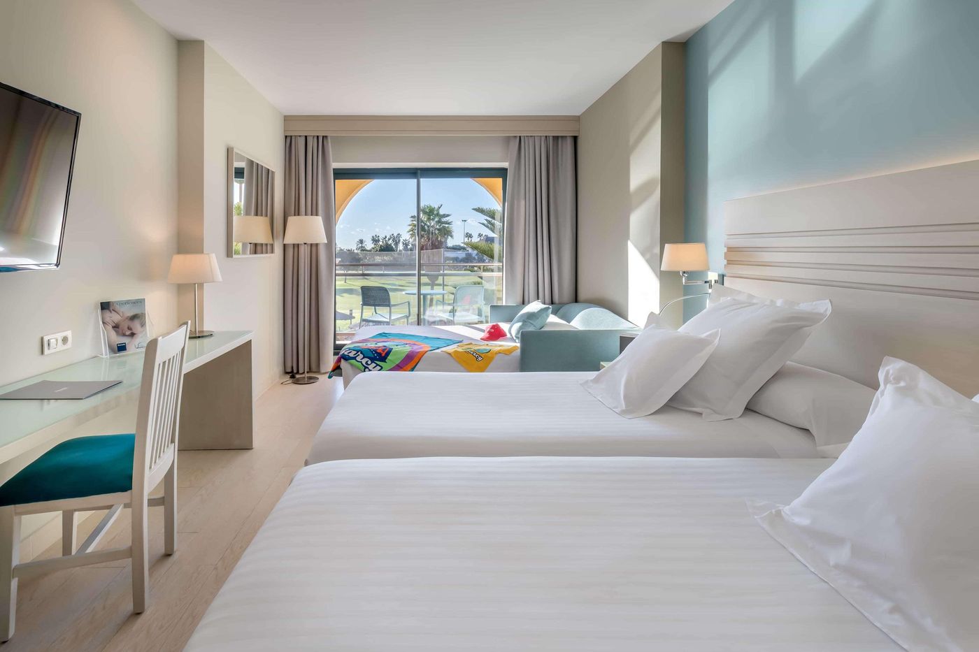 Barcelo-Costa-Ballena-Room-23