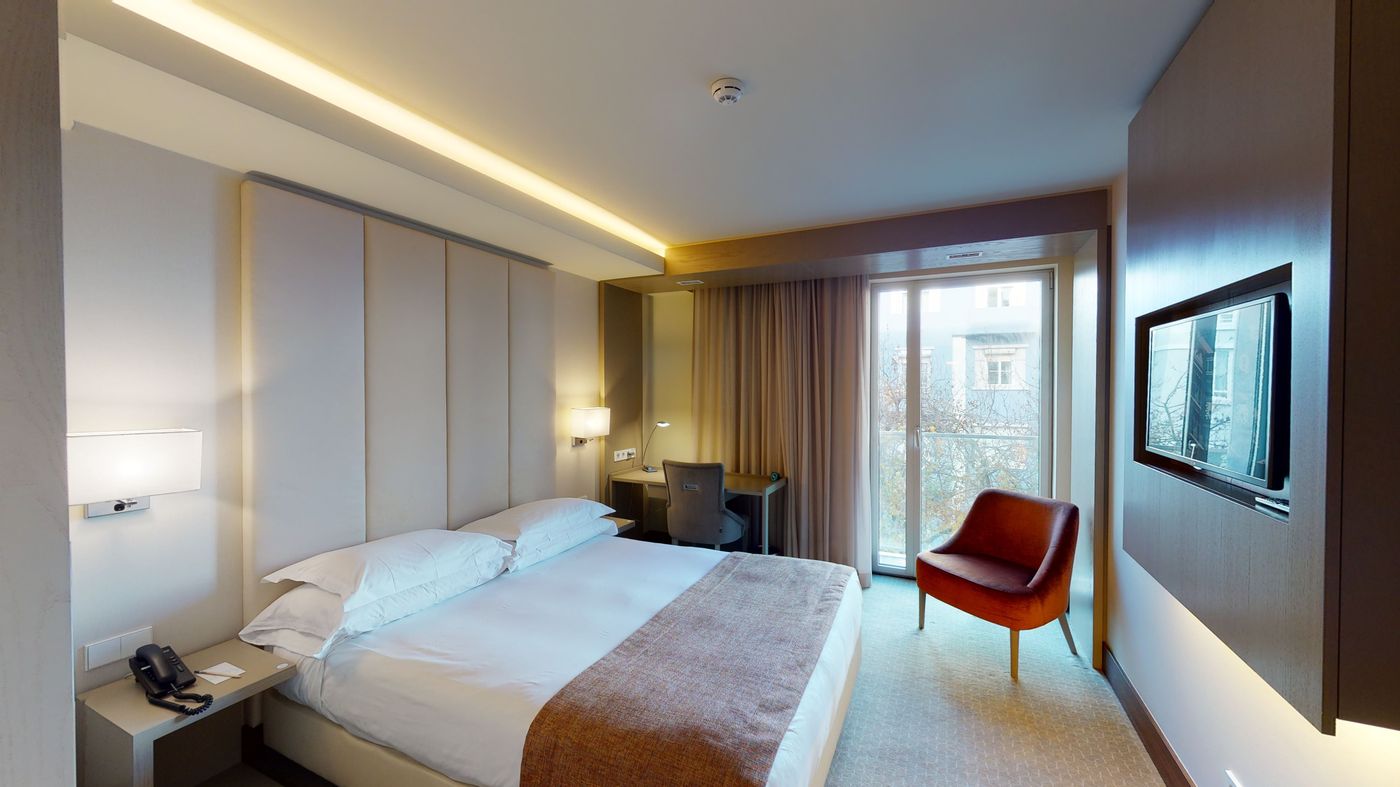 Smy-Lisboa-Room-14