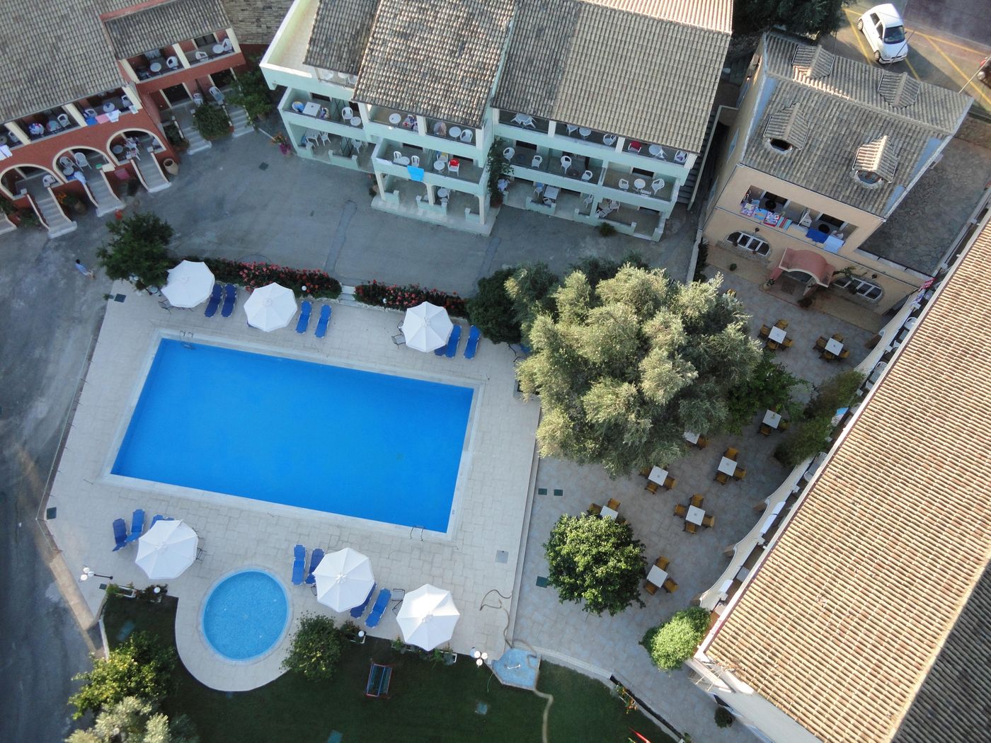 Bintzan-Inn-General-view-4