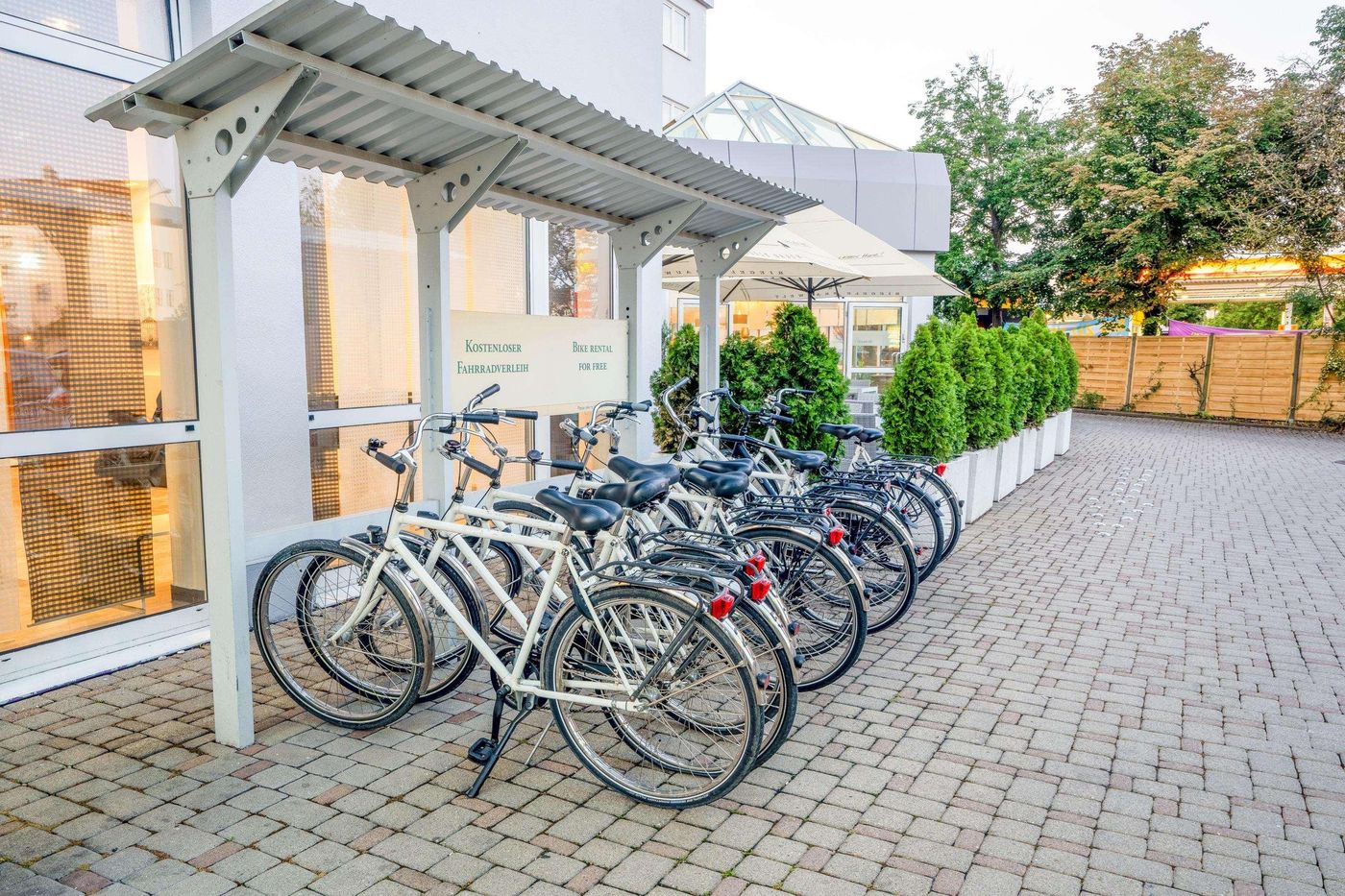 Quality Hotel Augsburg-Germany-AUGSBURG-General view-1