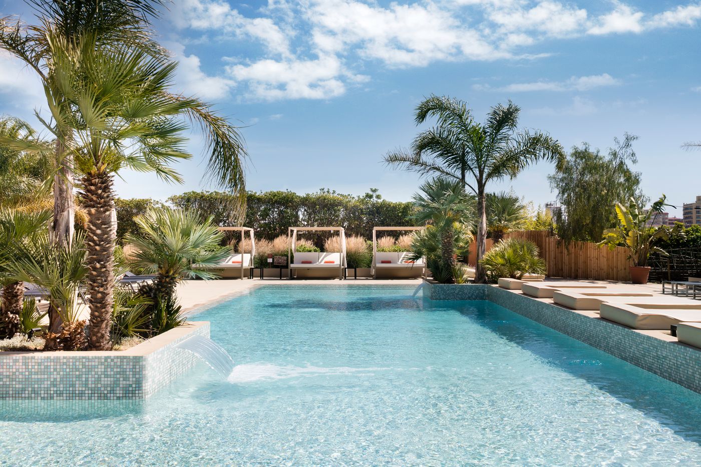 Luna-Club-General-view-11