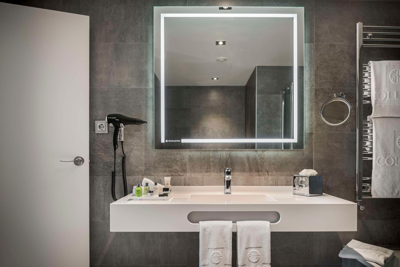 NH-Collection-Madrid-Colon-Room-52