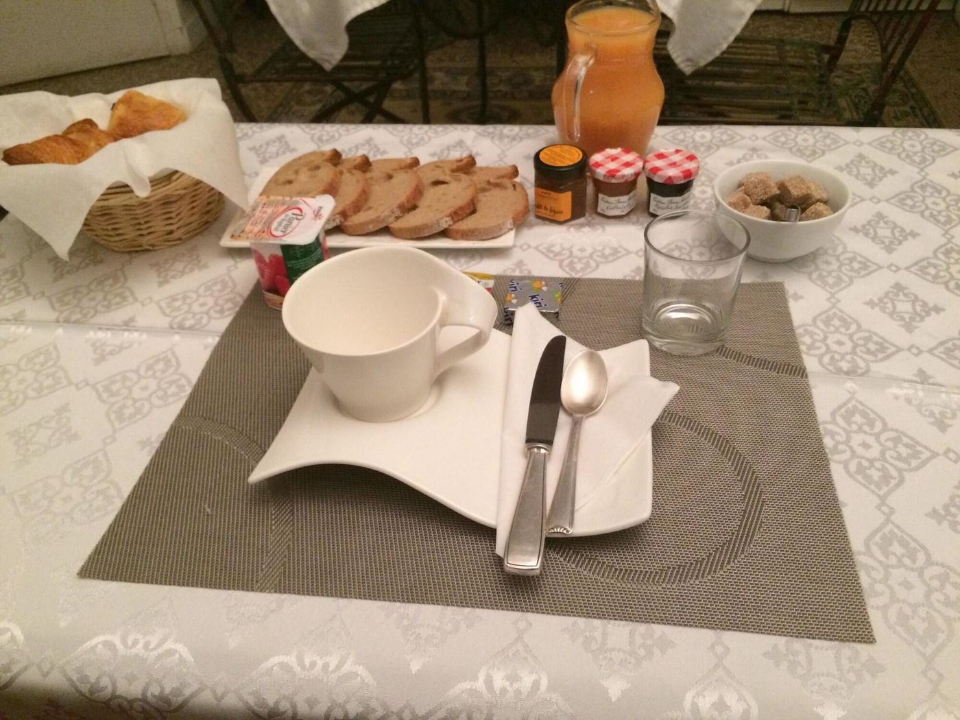 Ida Chambres d'Hôtes Montpellier - France - Montpellier - Restaurant - 7