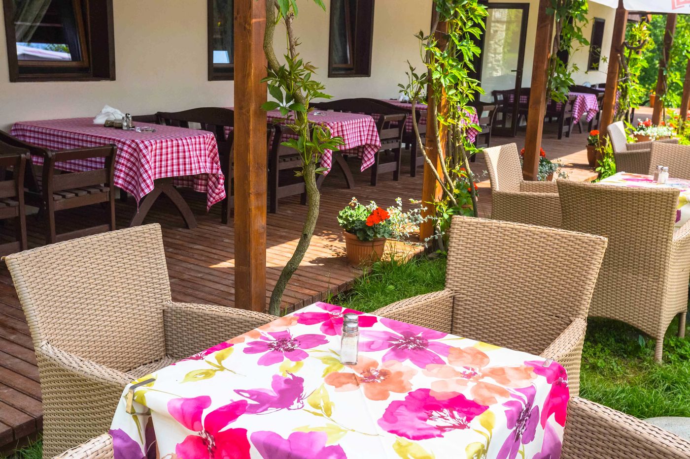 Dwor-w-Tomaszowicach-Terrace-43