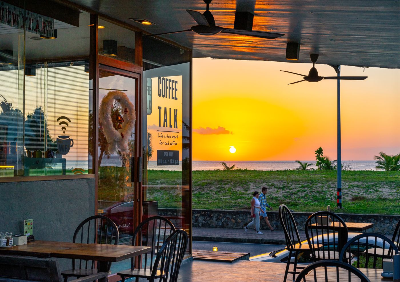 Thavorn-Palm-Beach-Resort-Restaurant-26