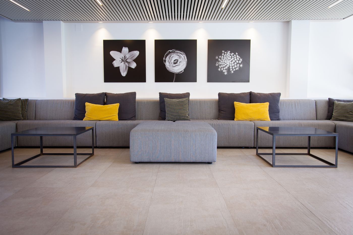 Atenea Park Suites & Apartments-Spain-VILANOVA I LA GELTRU-Lobby-6