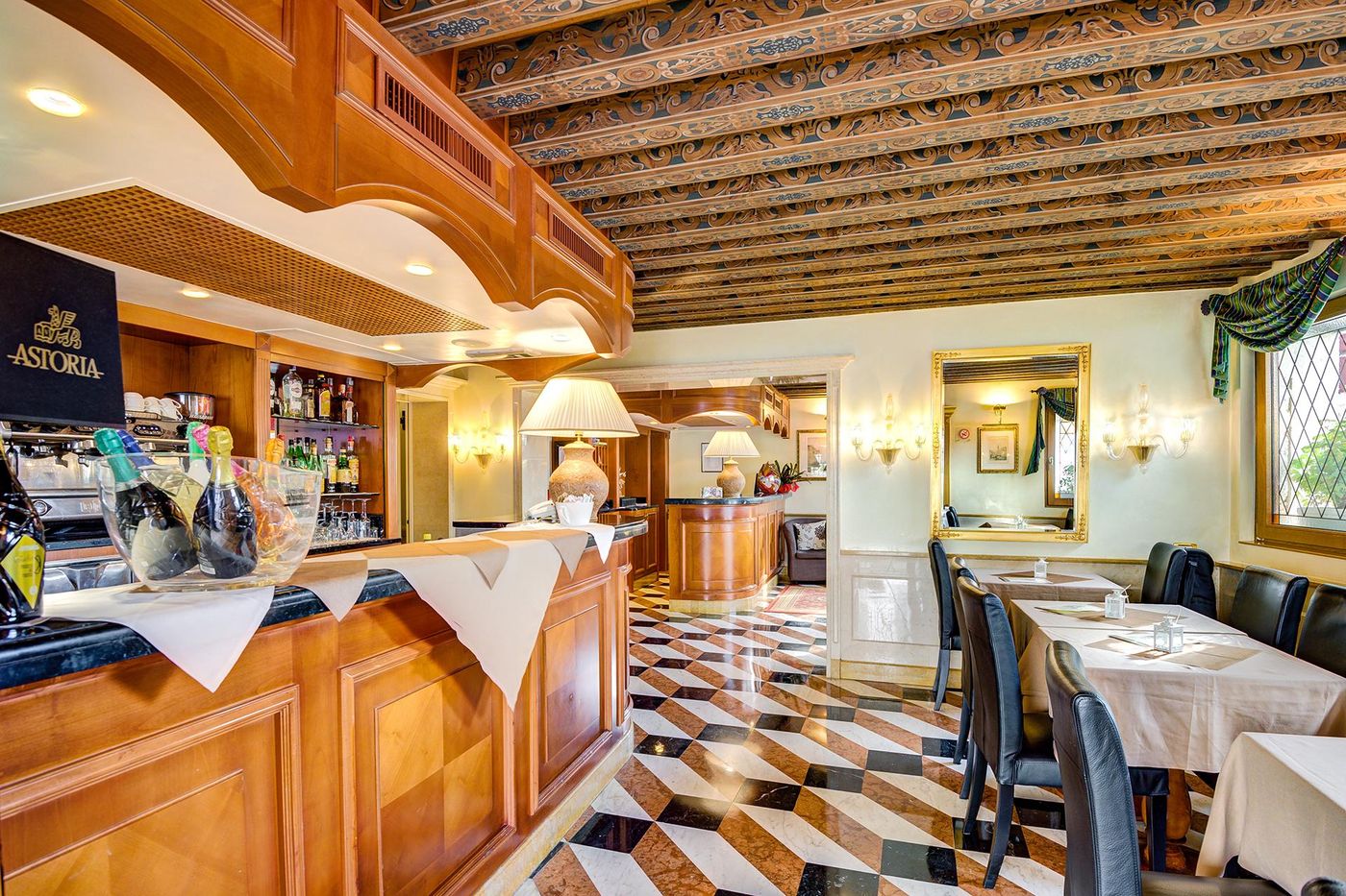 Antiche Figure - Italy - Venezia - General view - 2