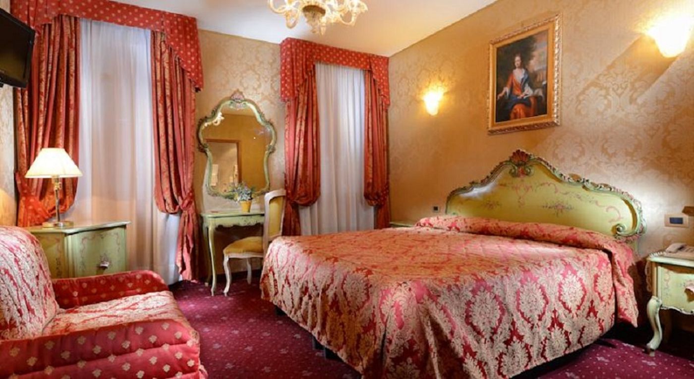 Antico-Panada-Room-11