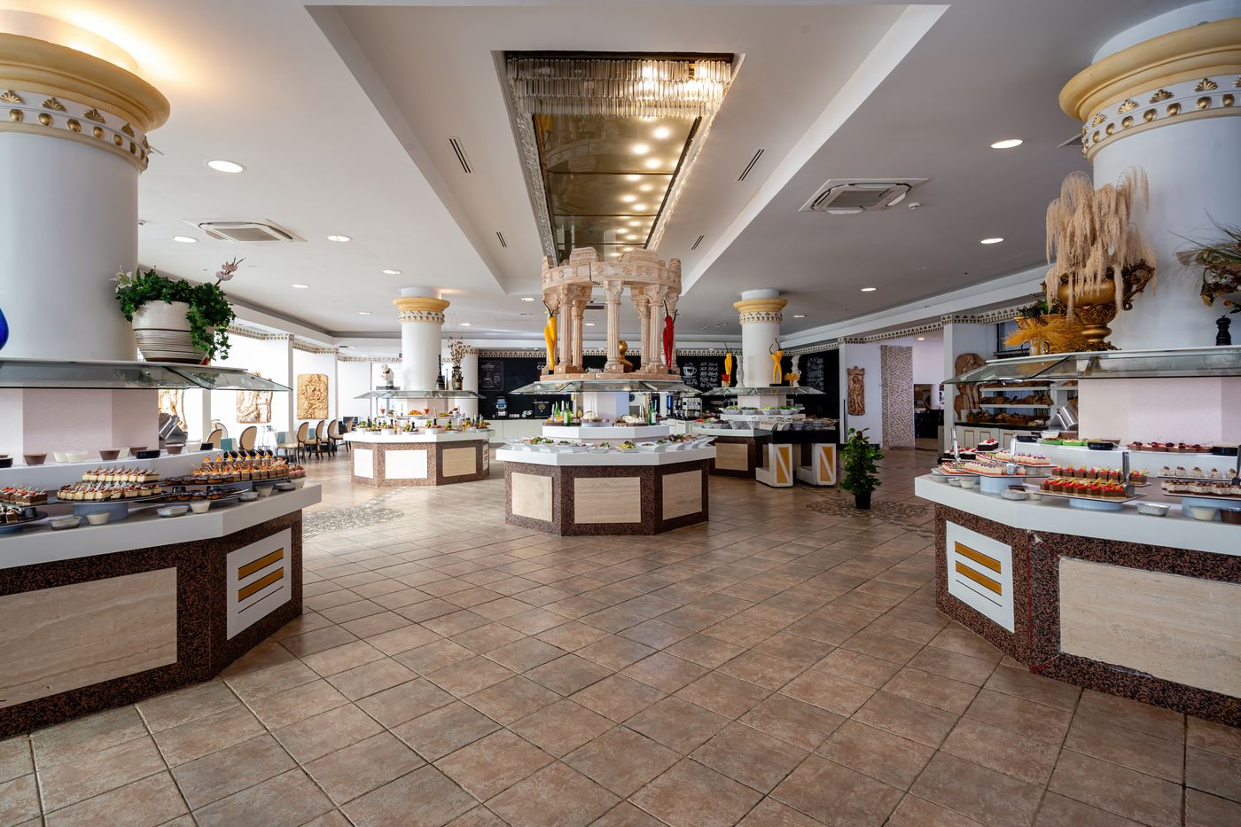 Sunrise Queen Luxury Resort & Spa