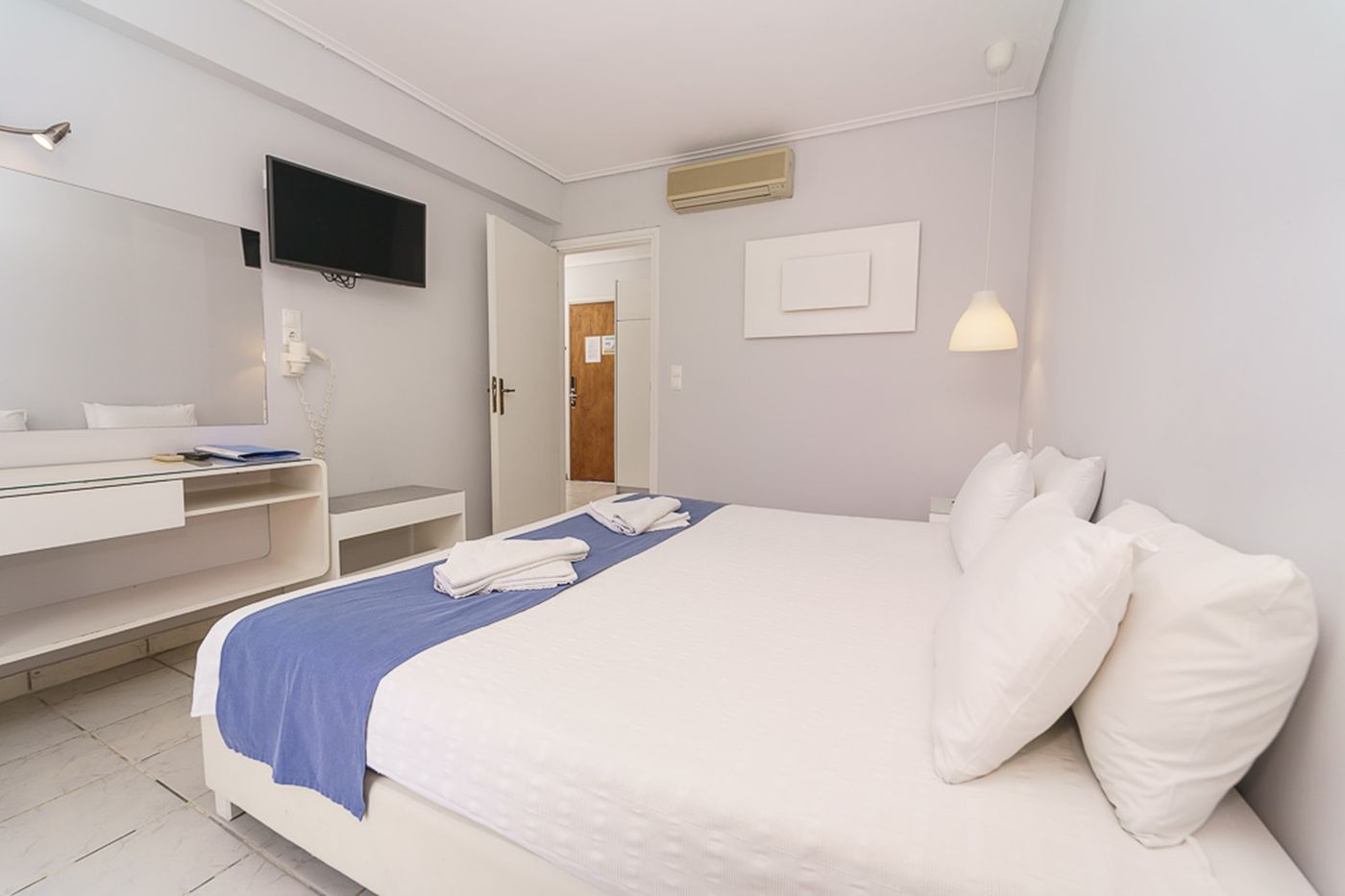 Filoxenia-Hotel-Room-32