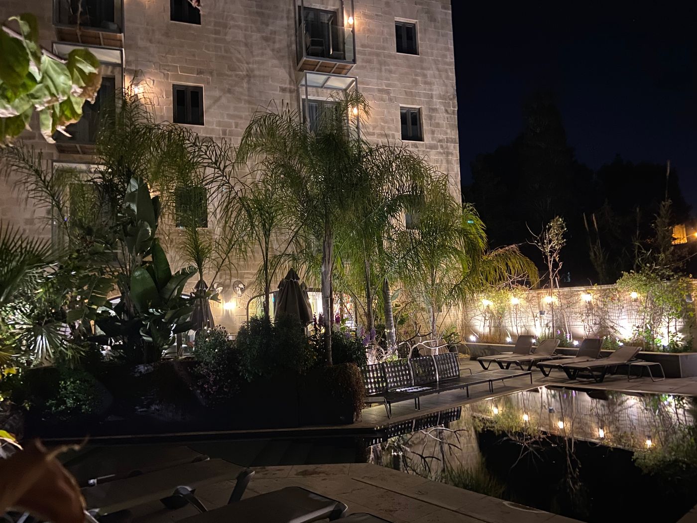 The-Village-Boutique---Spa-Pool-5