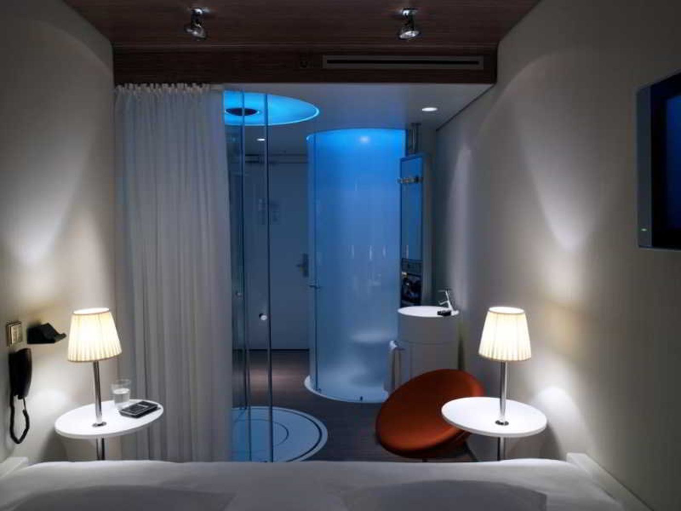 Citizenm-Amsterdam-City-General-view-20