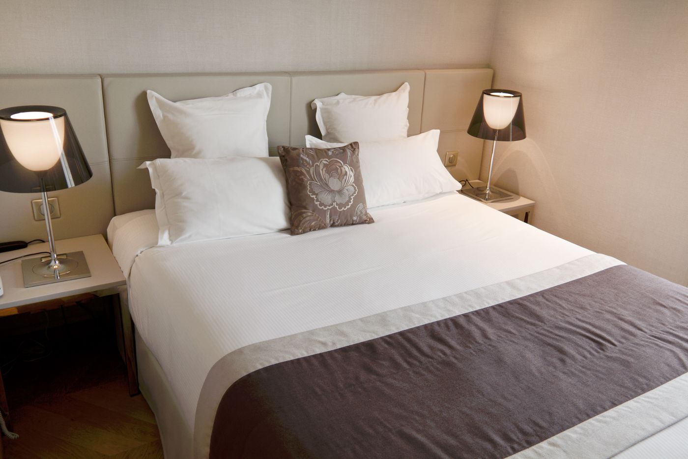 Tourisme-Avenue-Room-22