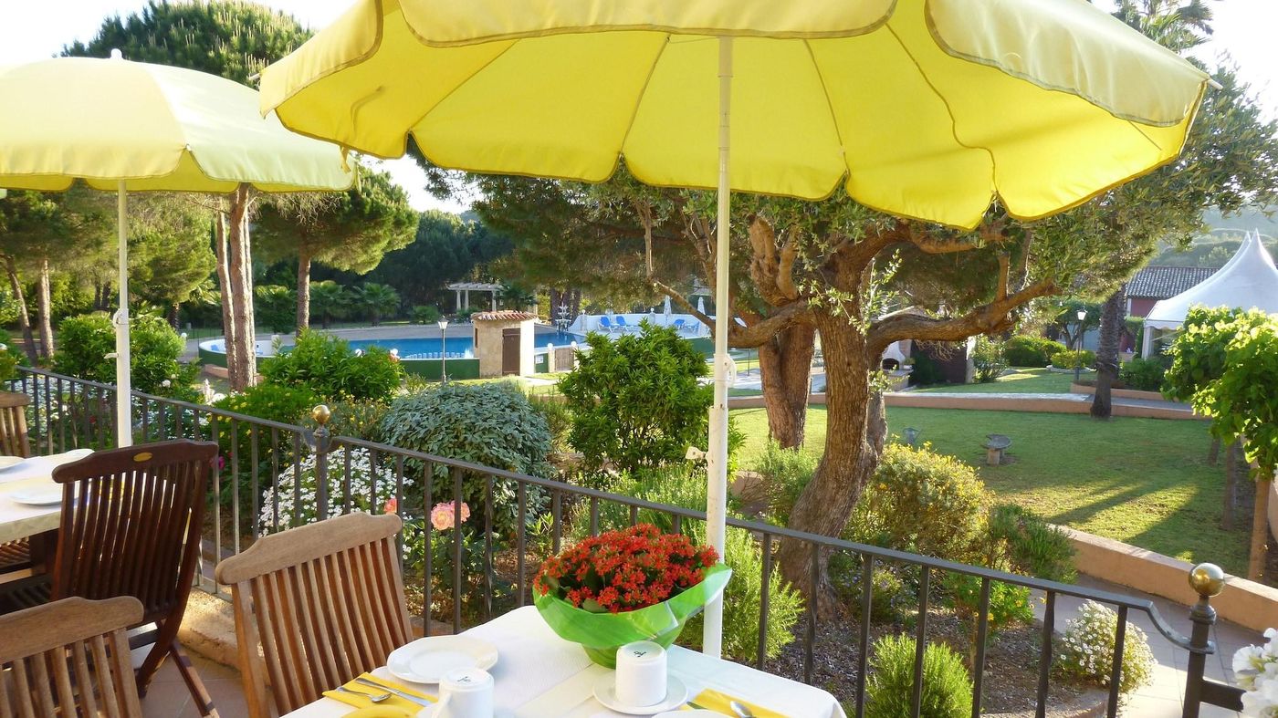 Hotel-La-Romarine-Restaurant-12