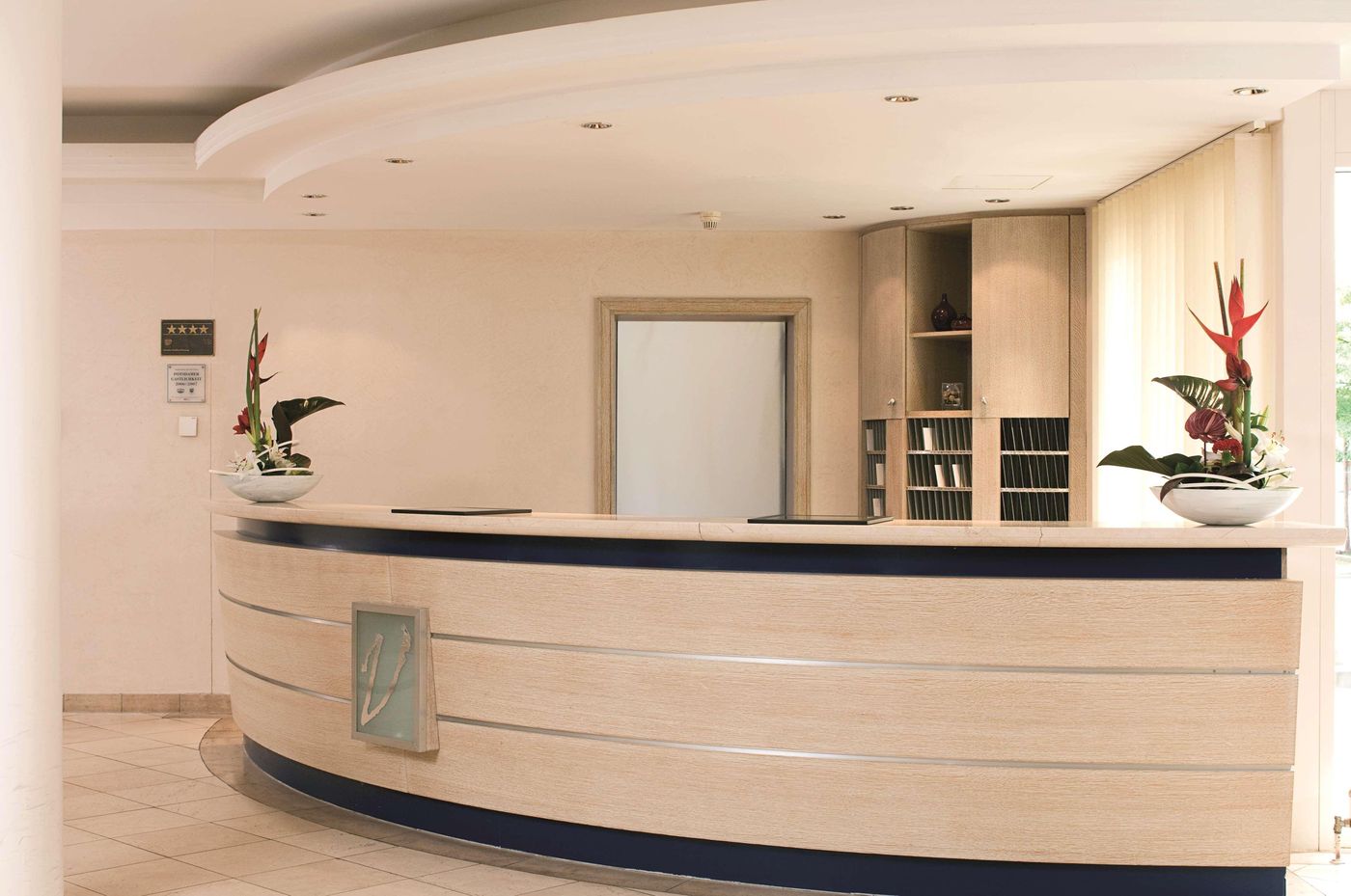 NH Potsdam-Germany-POTSDAM-Lobby-9