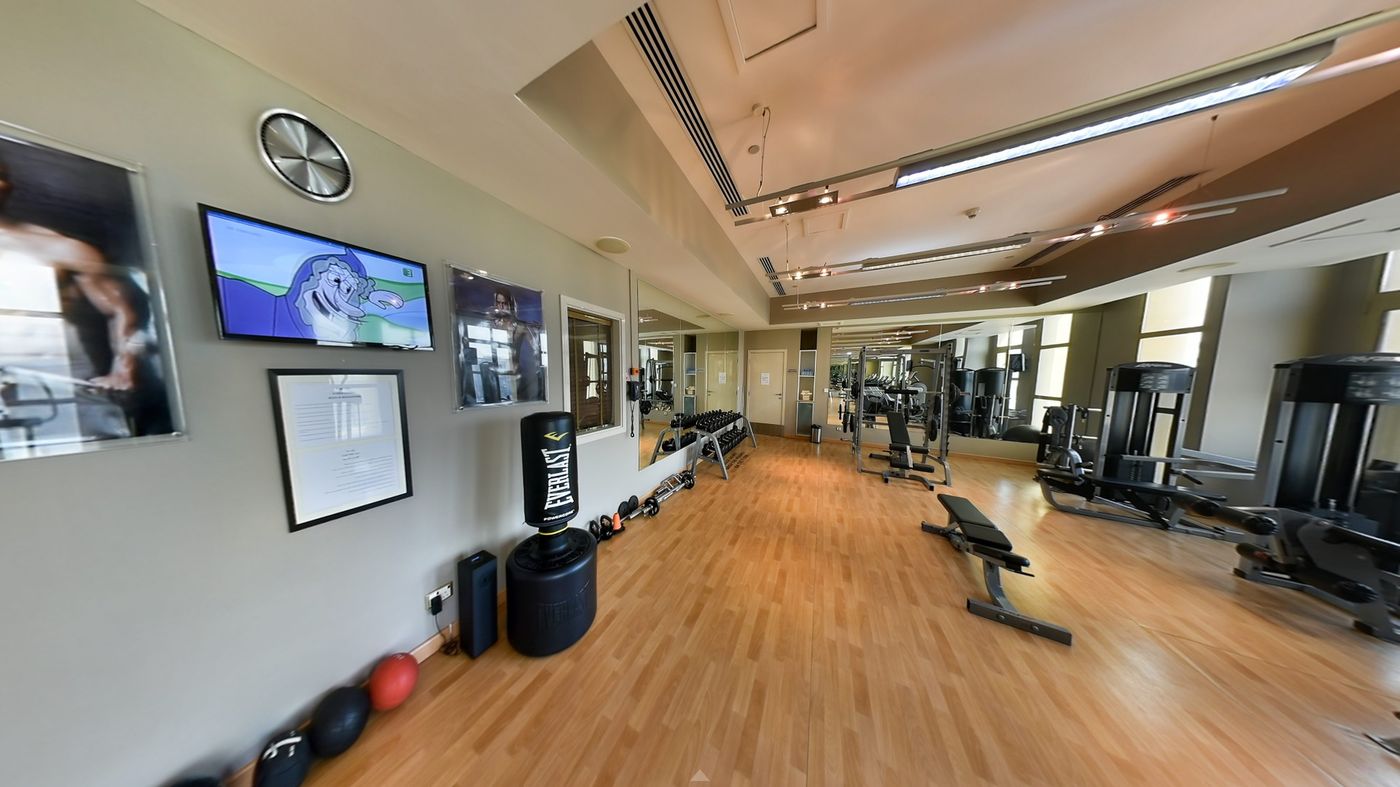 Millennium-Hotel-Doha-Sports-and-Entertainment-64