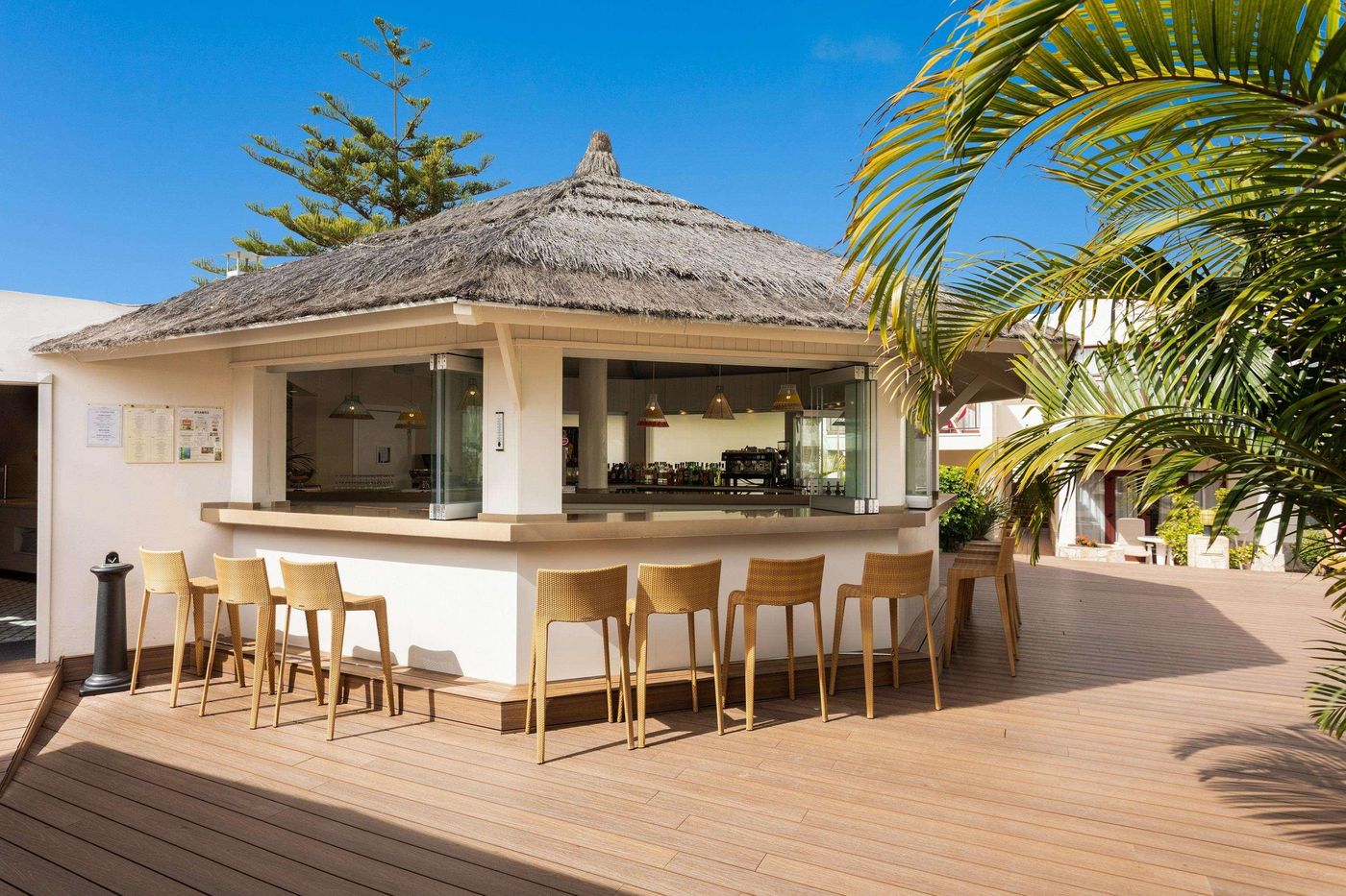 Alua-Suites-Fuerteventura-Bar-22