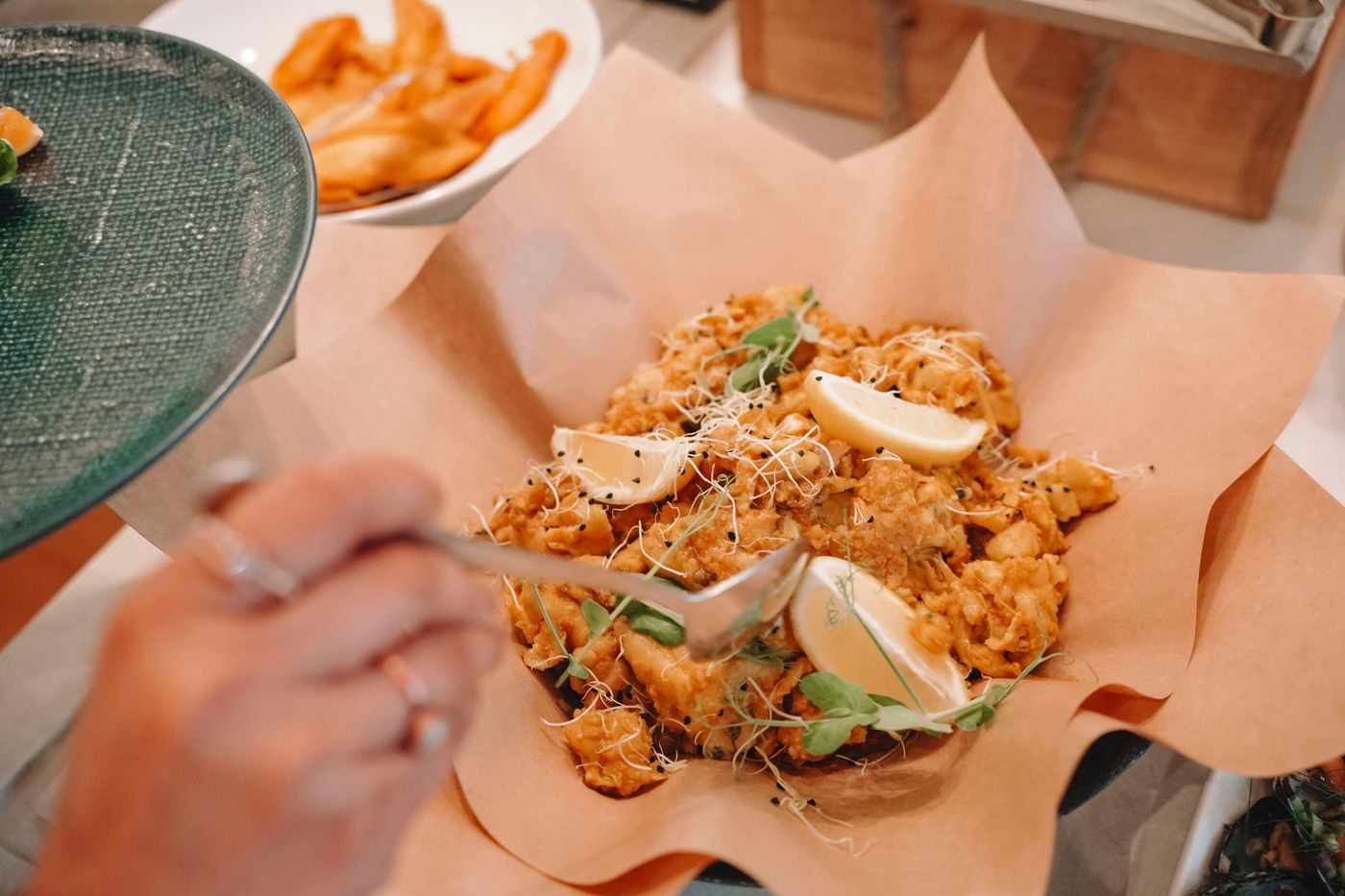 Radisson-Blu-Hotel-Waterfront-Restaurant-75