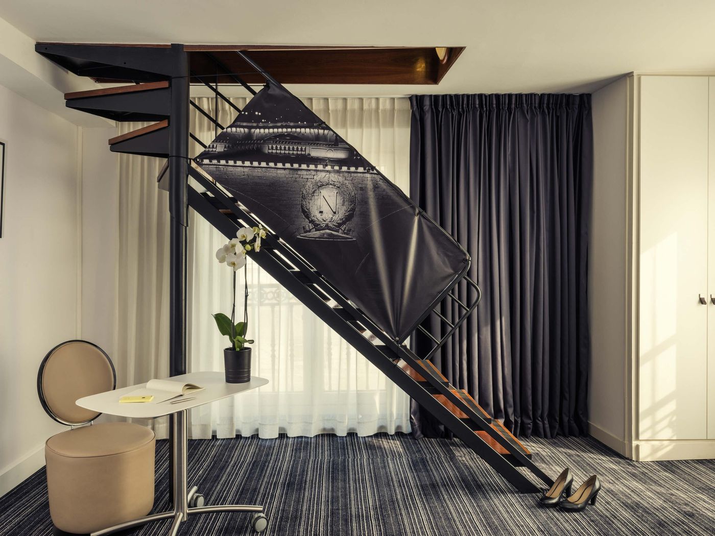 Mercure-Paris-Opera-Louvre-Room-8