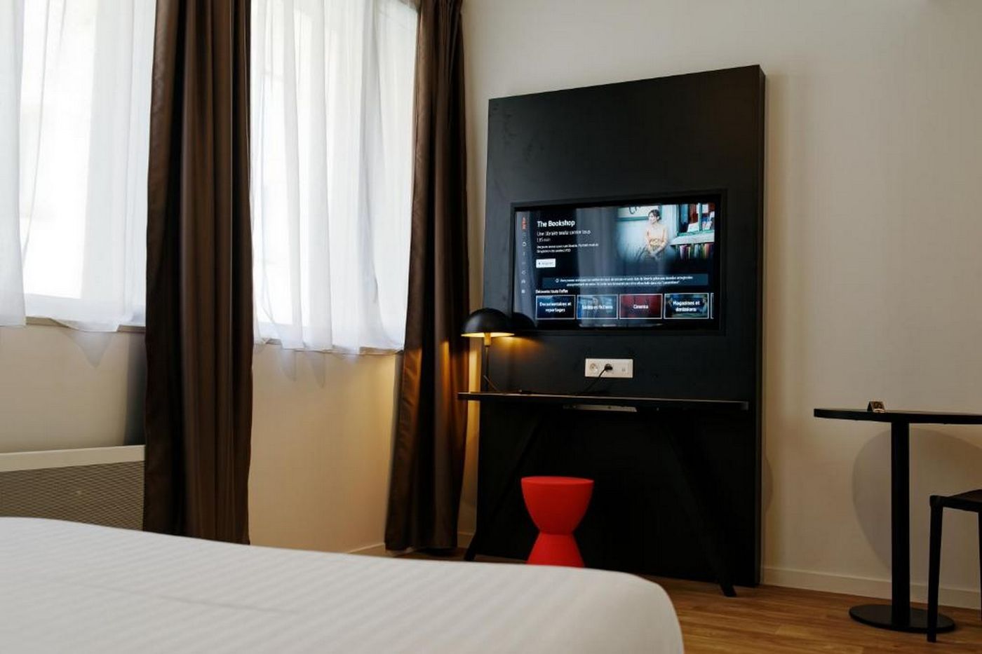 Nemea Appart Hotel Coliseum Amiens Centre-France-Amiens-Room-6