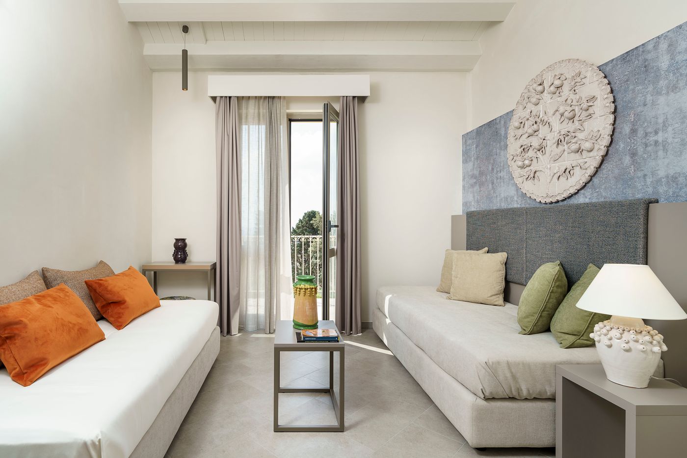 Luna-del-Raccolto--Green-Country-Hotel-Room-22