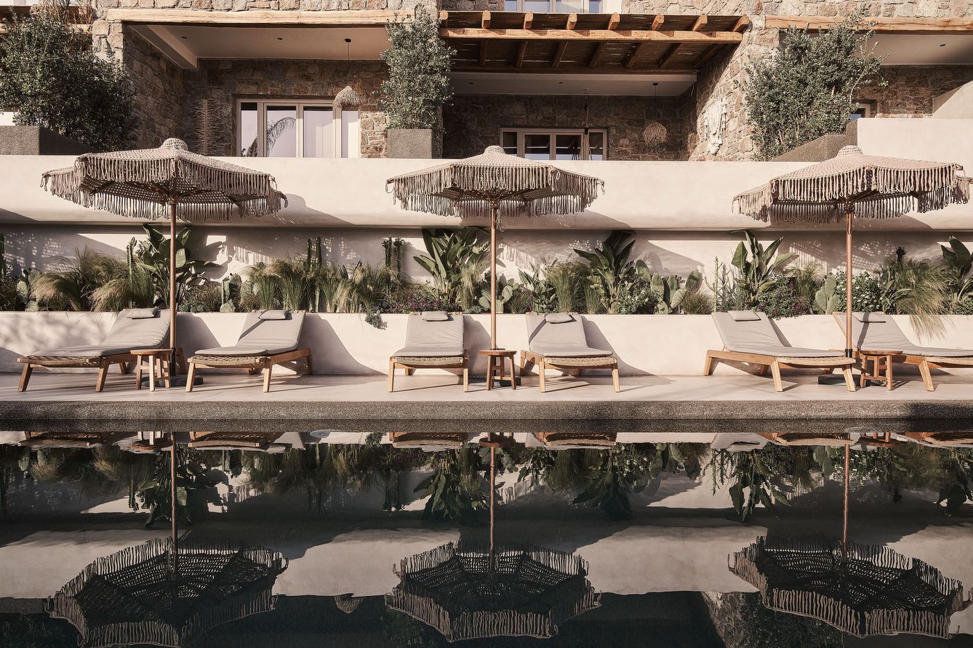 Amyth-of-Mykonos-Hotel-Pool-4