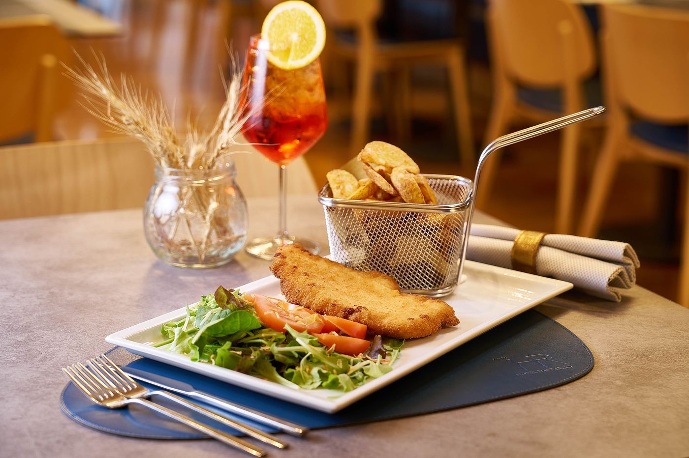 Hotel-Raffaello-Restaurant-51