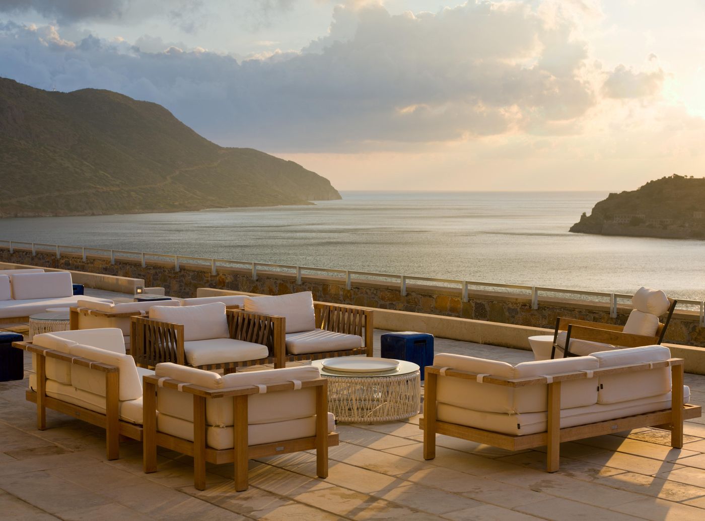 Blue-Palace--a-Luxury-Collection-Resort---Spa-Terrace-70