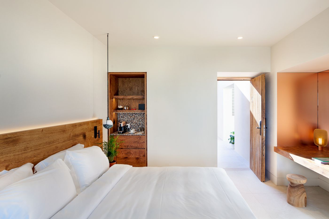 Nous-Santorini-Room-25