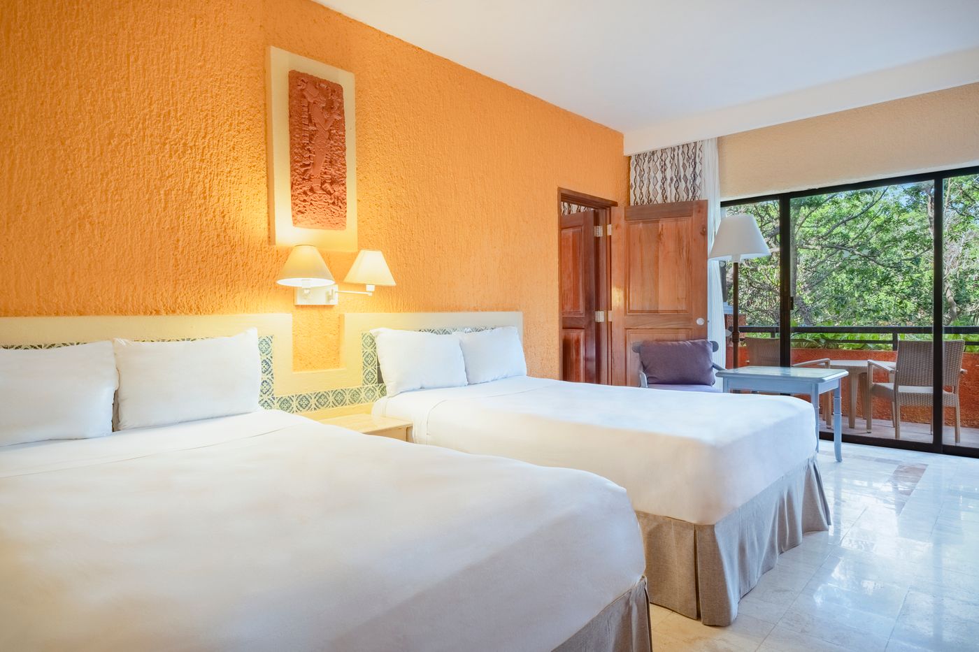 Iberostar-Waves-Tucan-Room-23