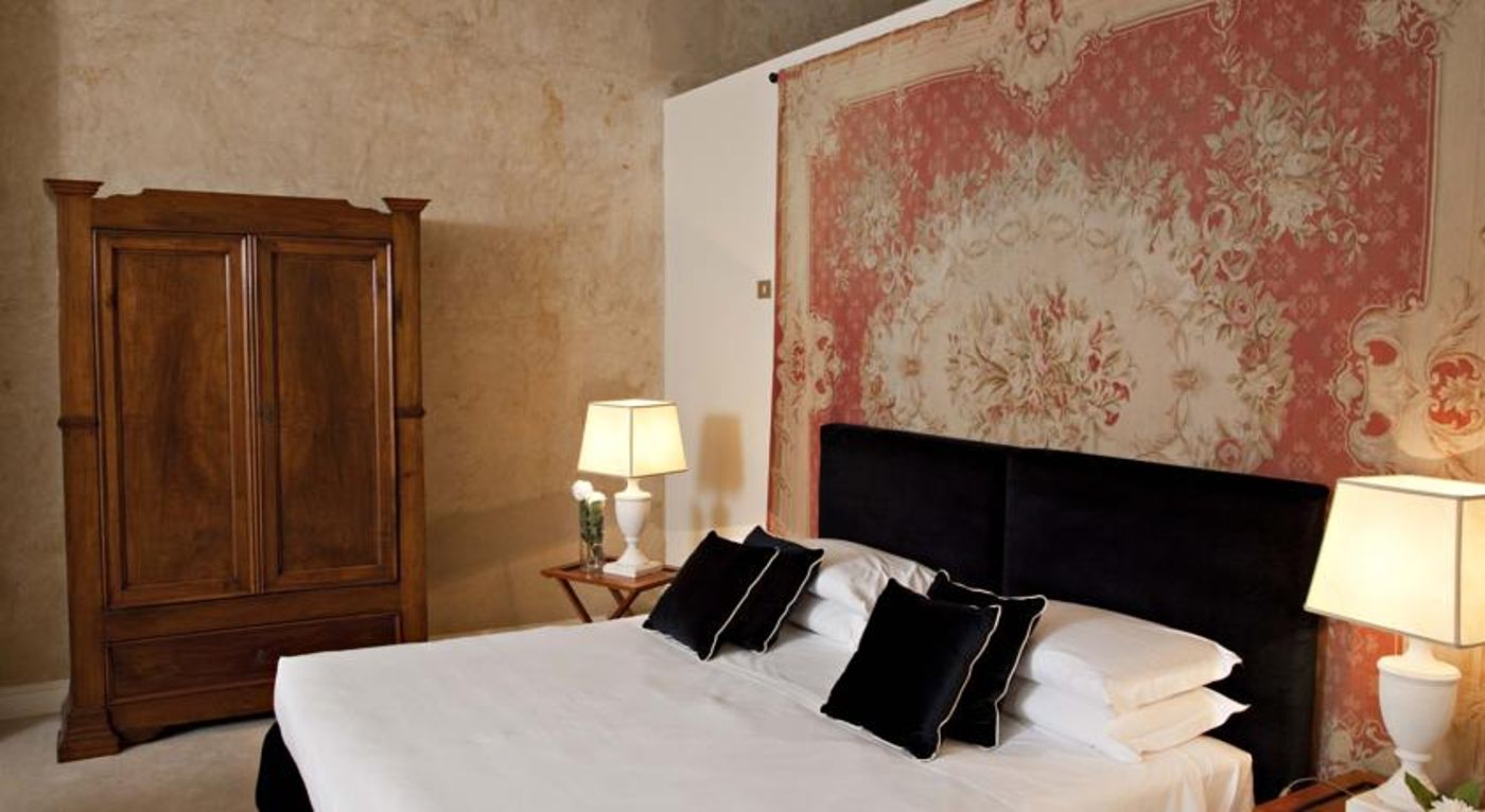 The J & J Historic House Hotel