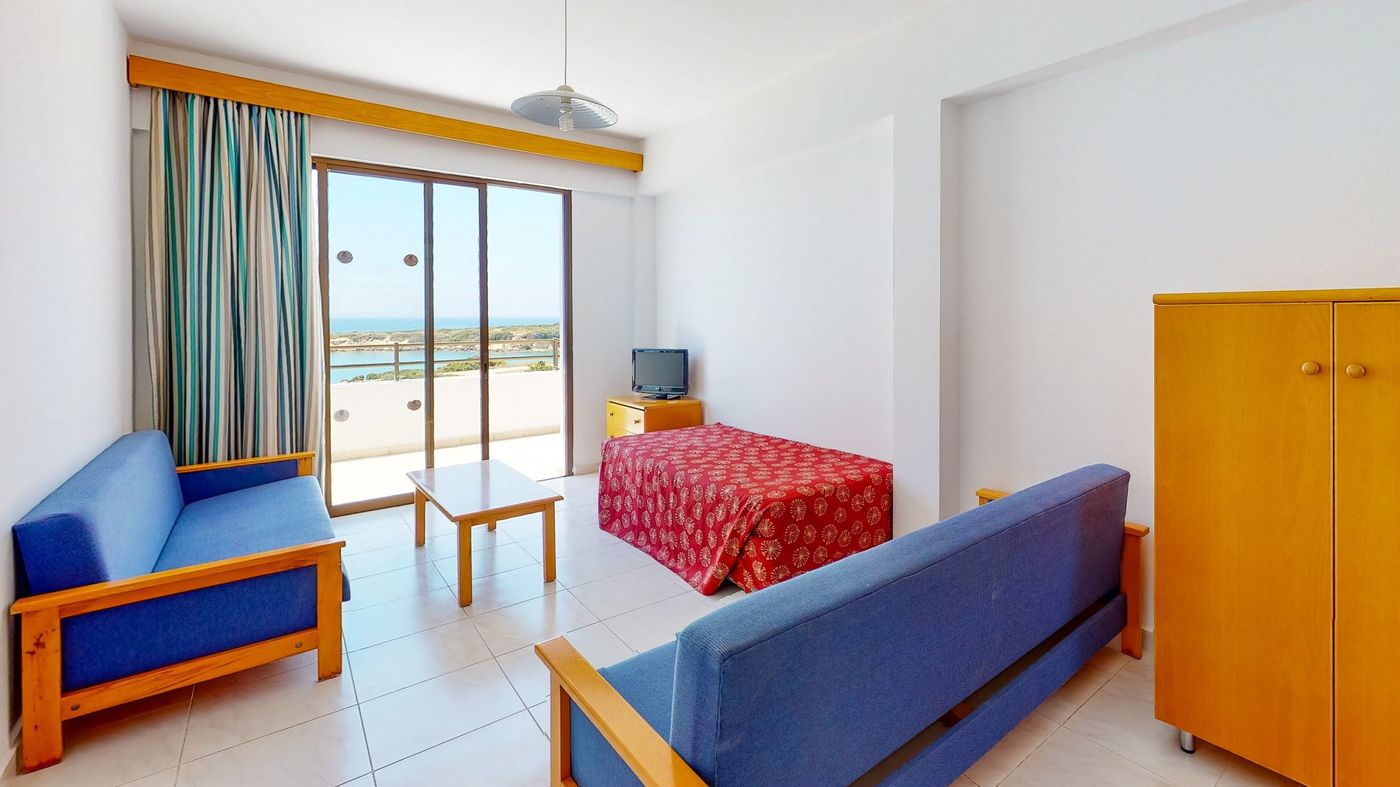 Corallia-Beach-Room-8
