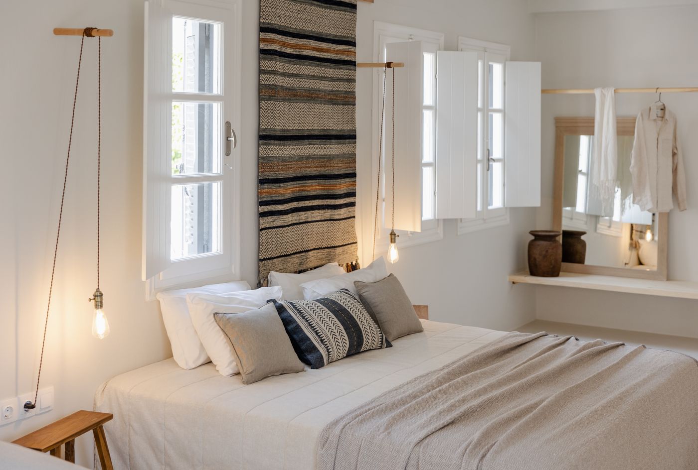 Scorpios-Beach-Room-19