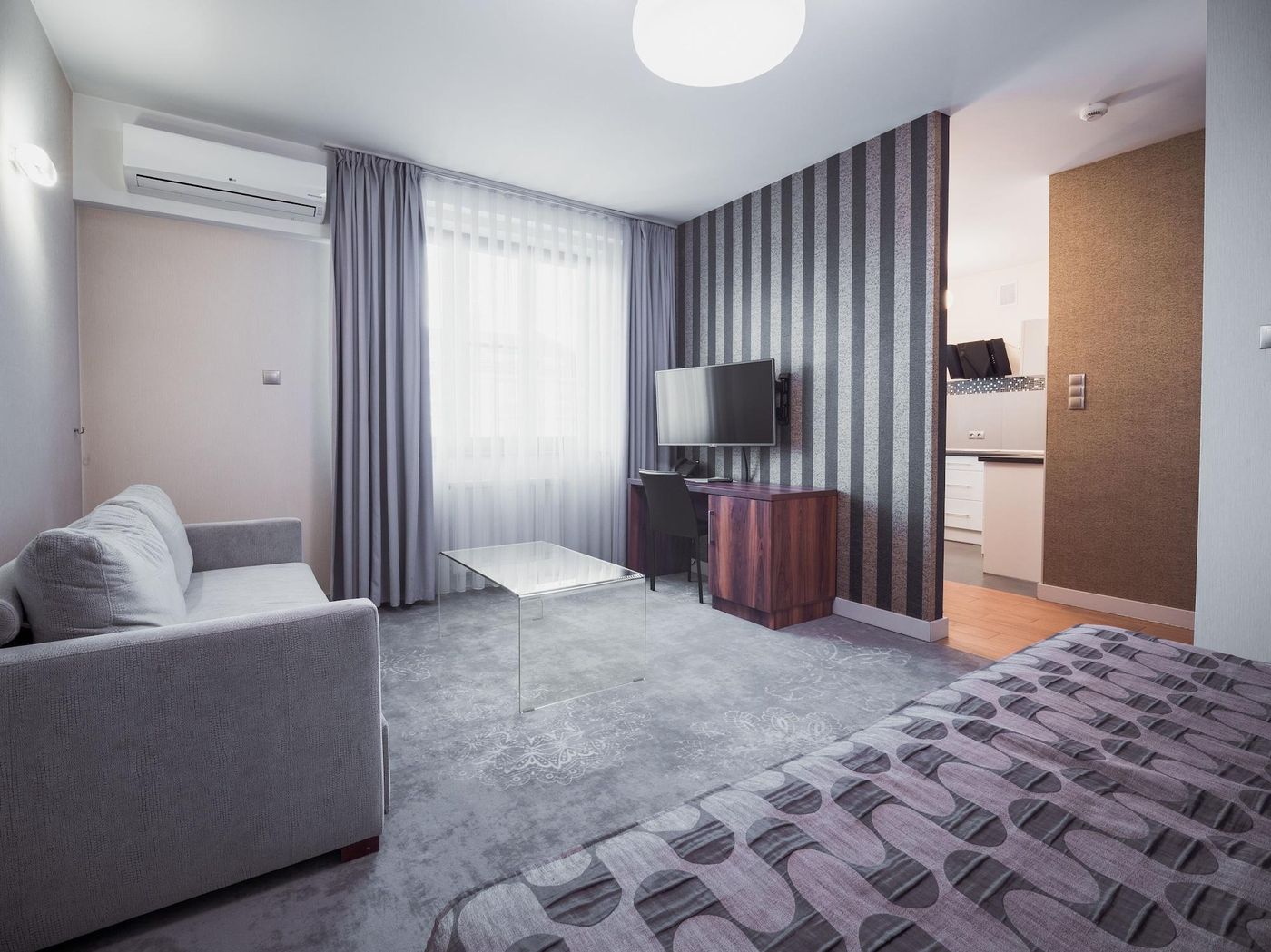 Aparthotel-Miodowa-Lobby-27