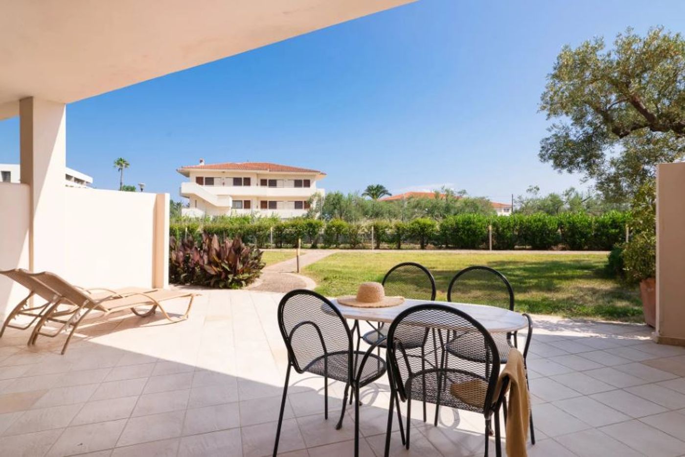 Kassandra-Palace-Seaside-Resort-Room-18