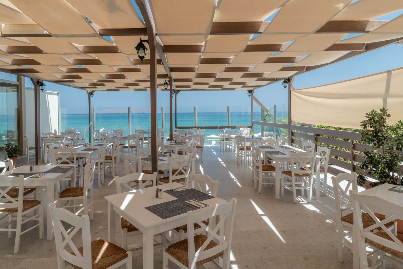 Themis-Beach-Hotel-Restaurant-61