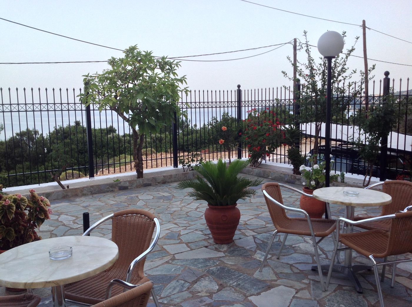 Travlos-Studios-Terrace-27