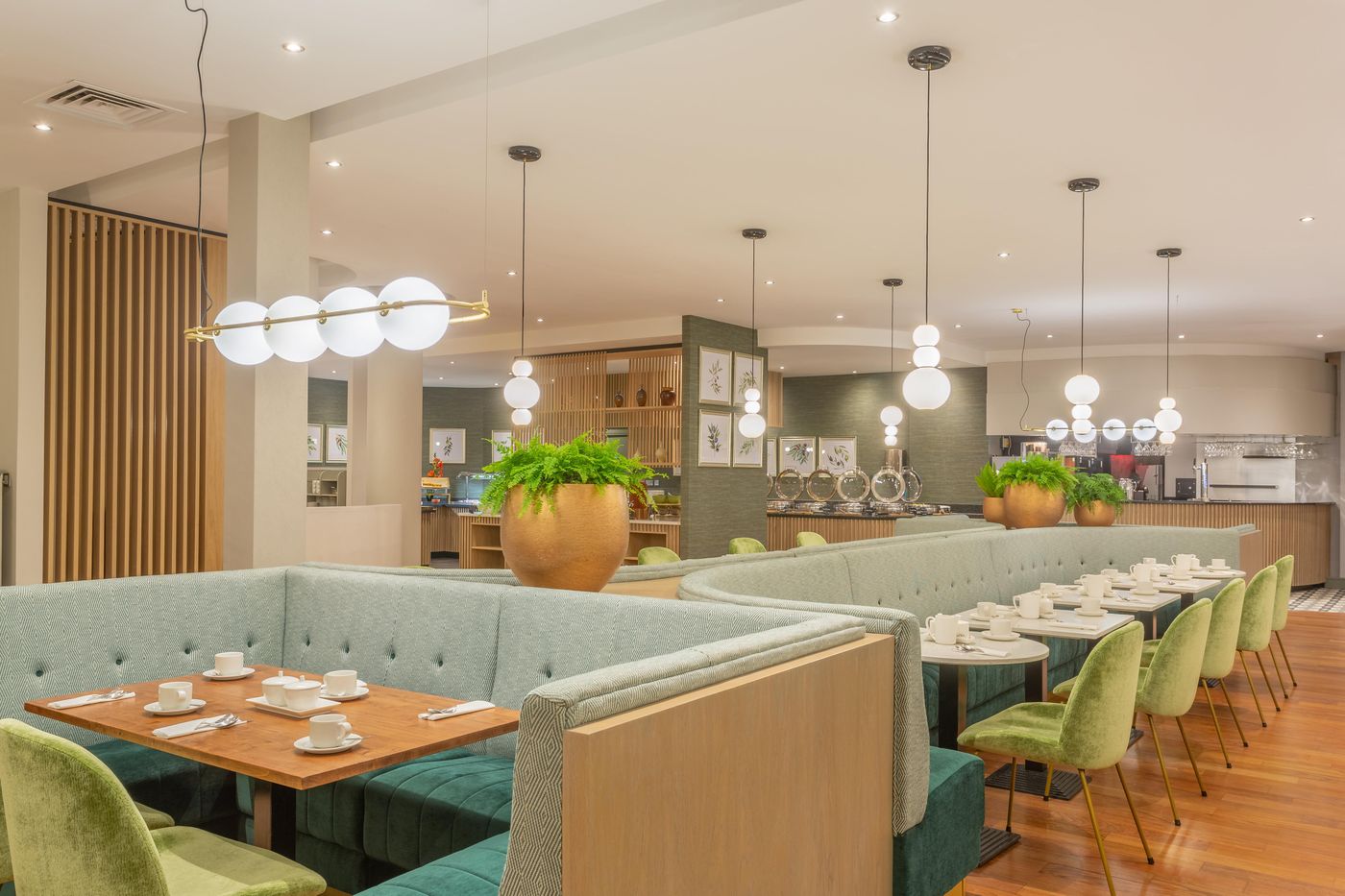 Crowne-Plaza-Dublin-Airport-Restaurant-15