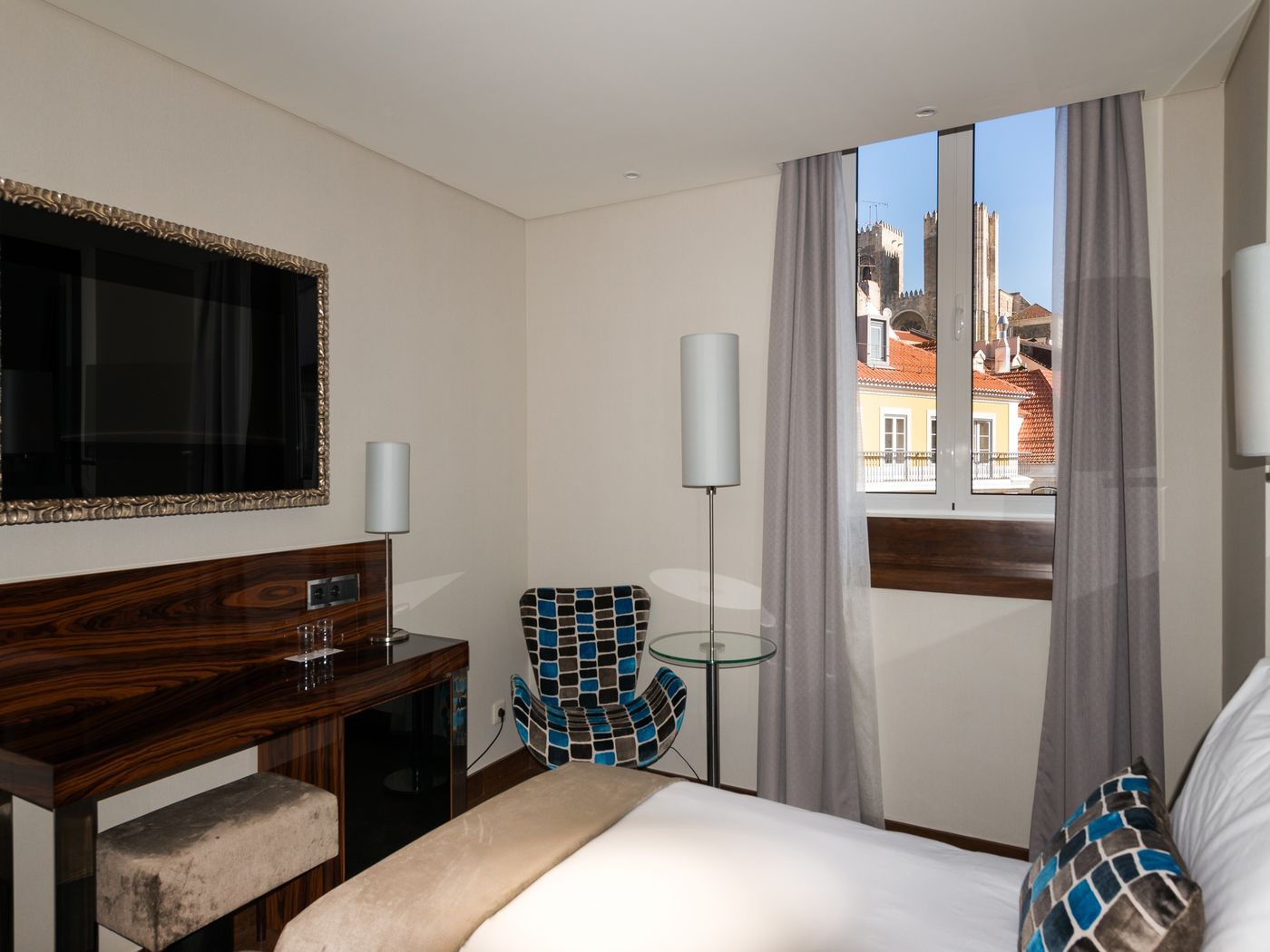 TURIM-Terreiro-do-Paco-Hotel-Room-5