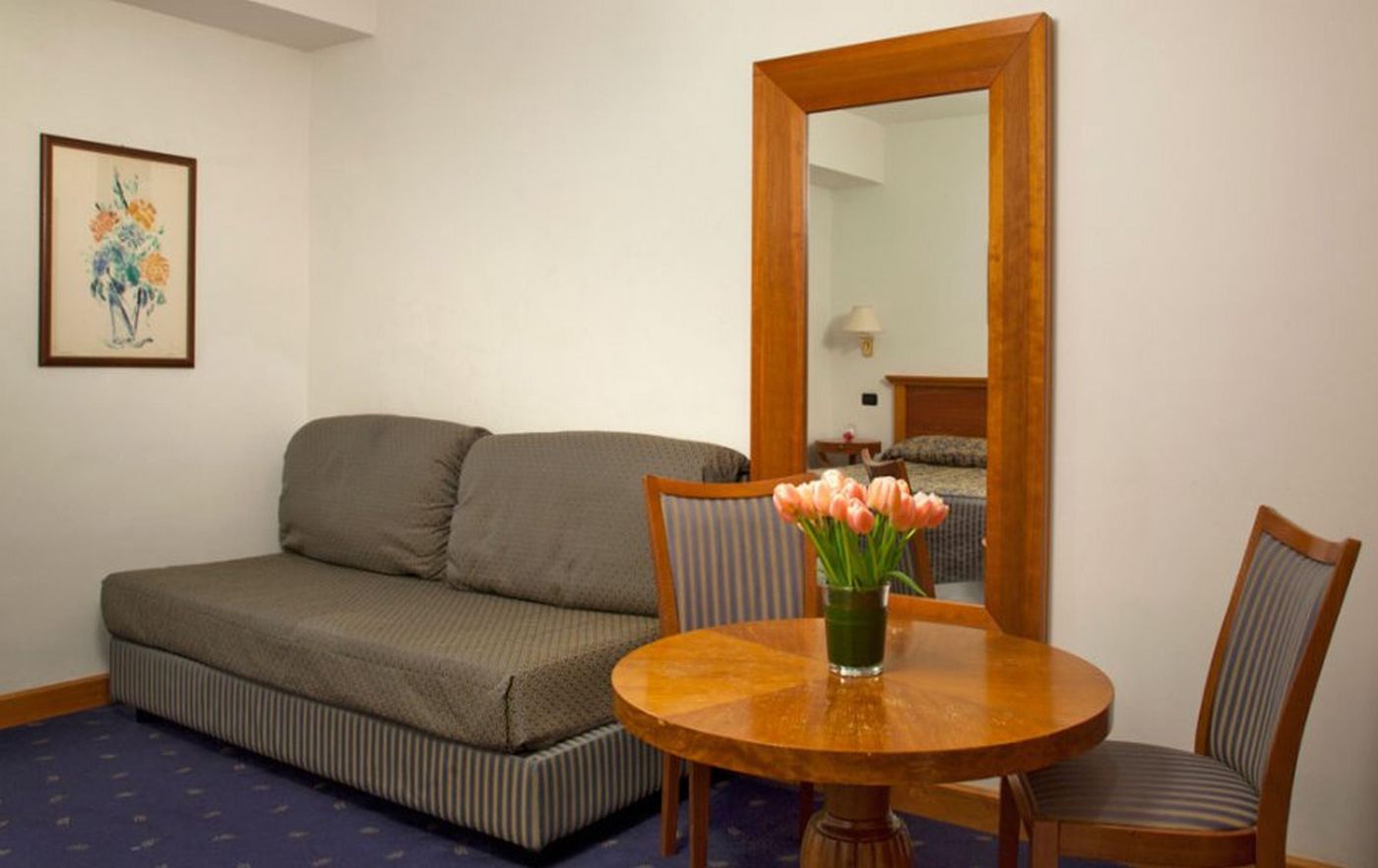 Diplomatic-Rome-Room-23